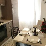 Enjoy Gorla Διαμέρισμα *